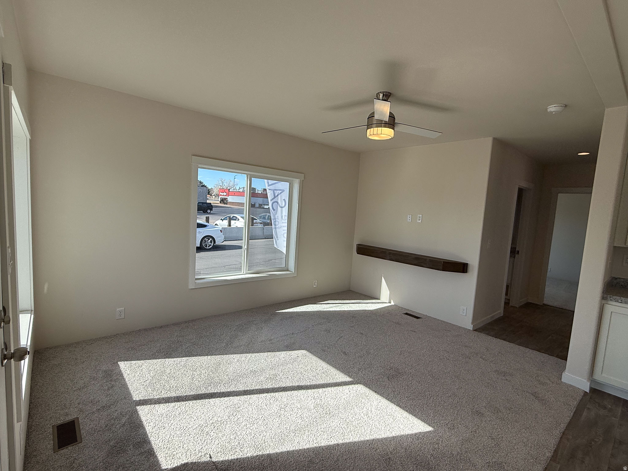 ROLLING HILLS ESTATES - Residential