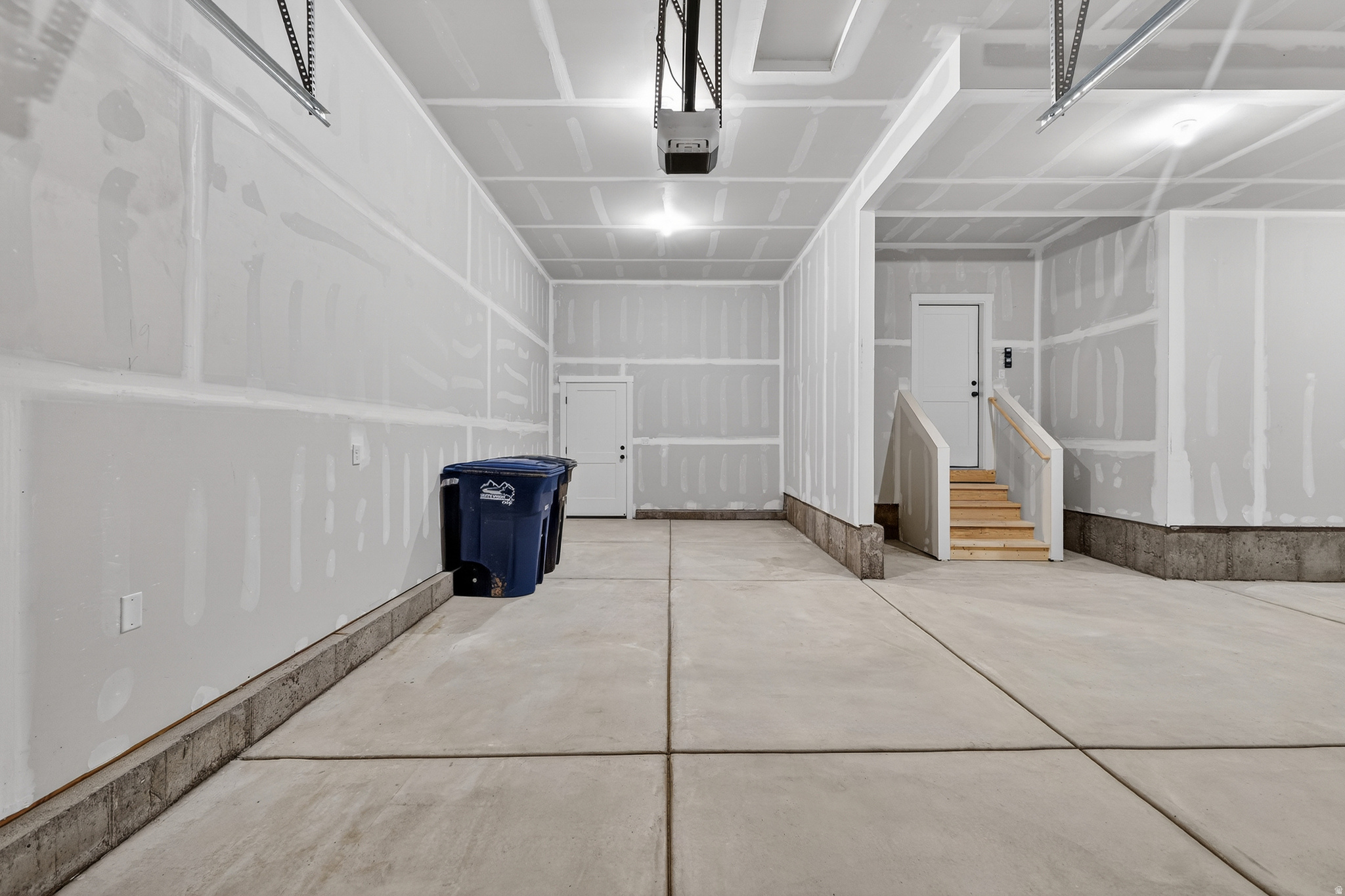 RIVERWOOD - Residential