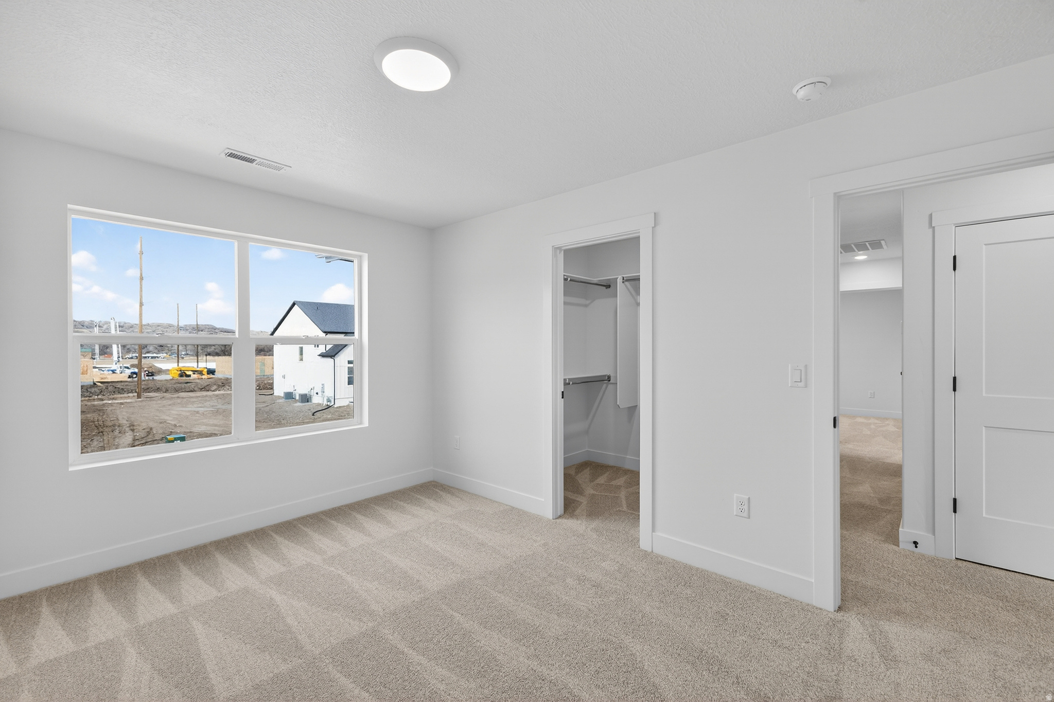 RIVERWOOD - Residential