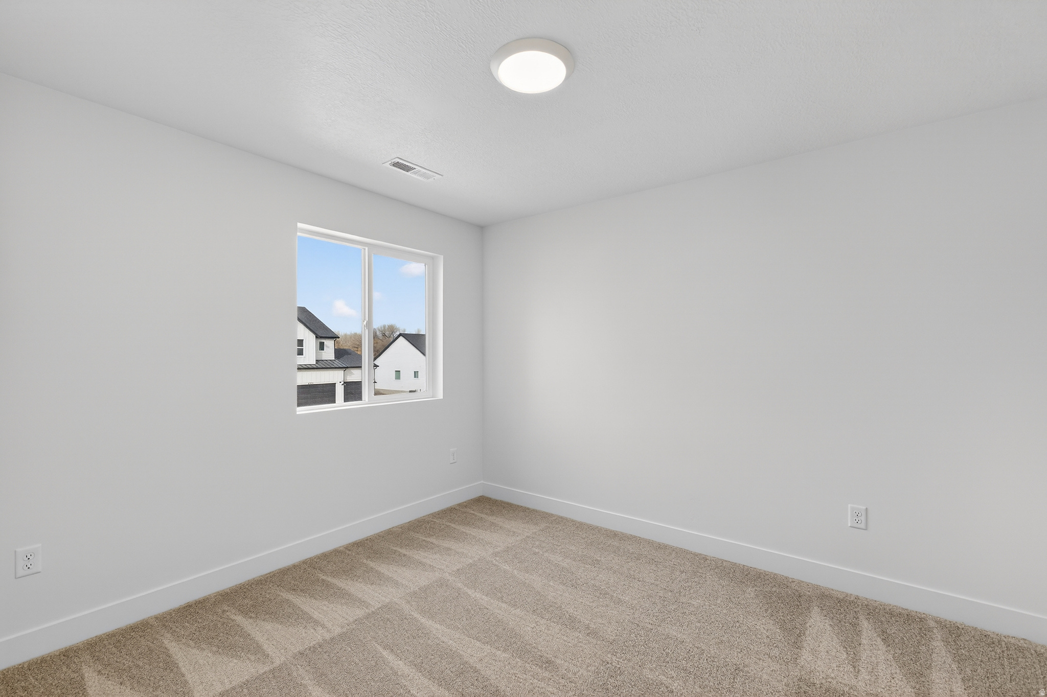 RIVERWOOD - Residential