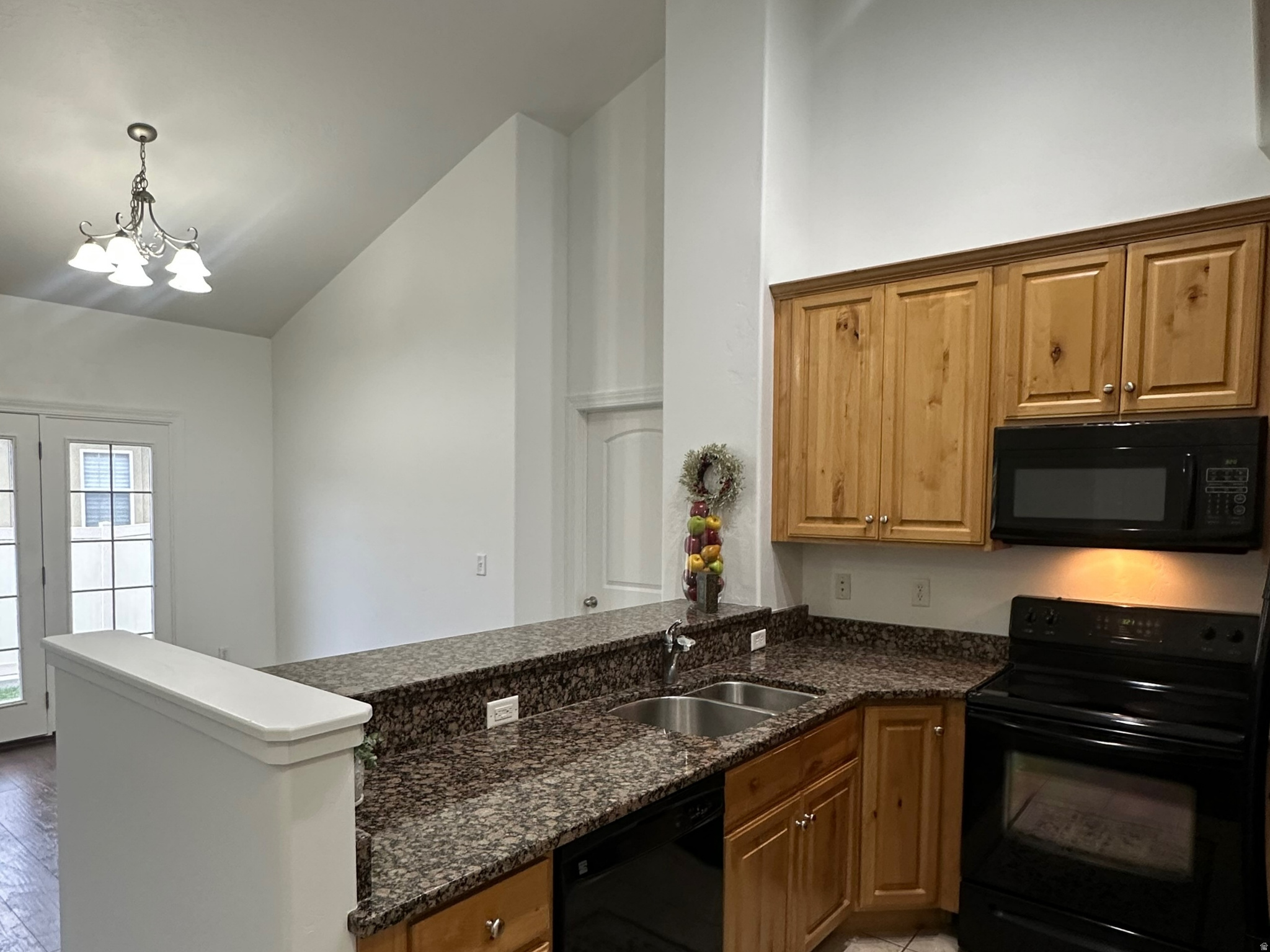 WYNGATE COMMONS - Residential