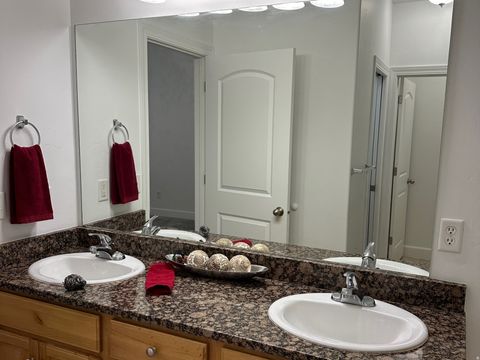 Tiny photo for 654 E WYNGATE POINTE LN, Draper, UT 84020 (MLS # 2127538)