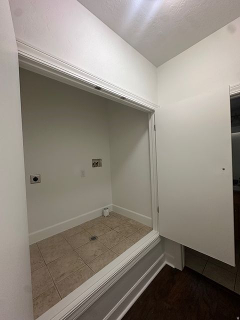 Tiny photo for 654 E WYNGATE POINTE LN, Draper, UT 84020 (MLS # 2127538)