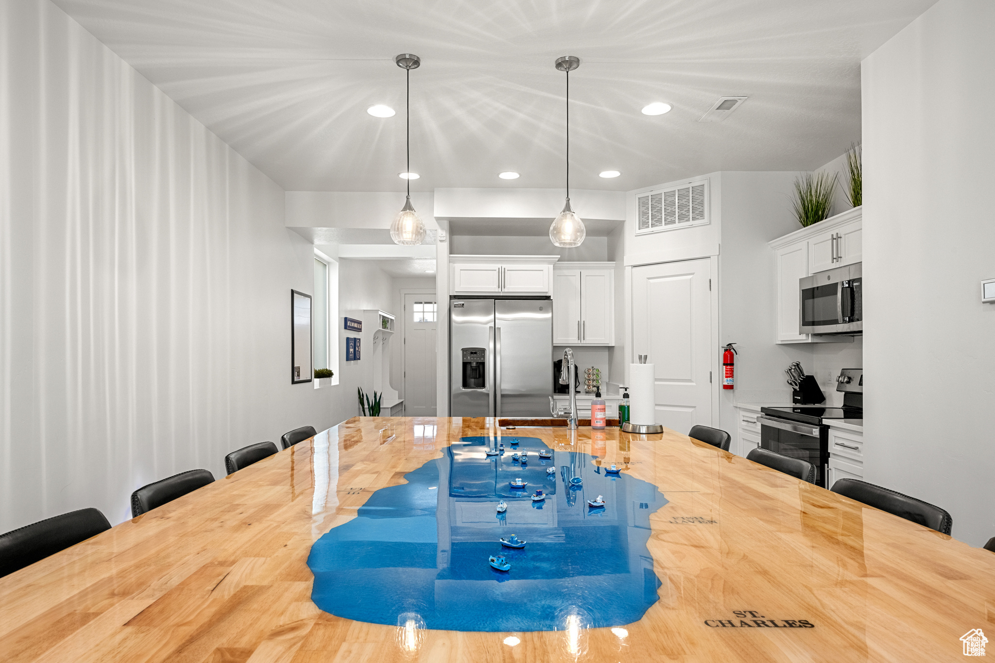 PARADISE PARKWAY - Residential