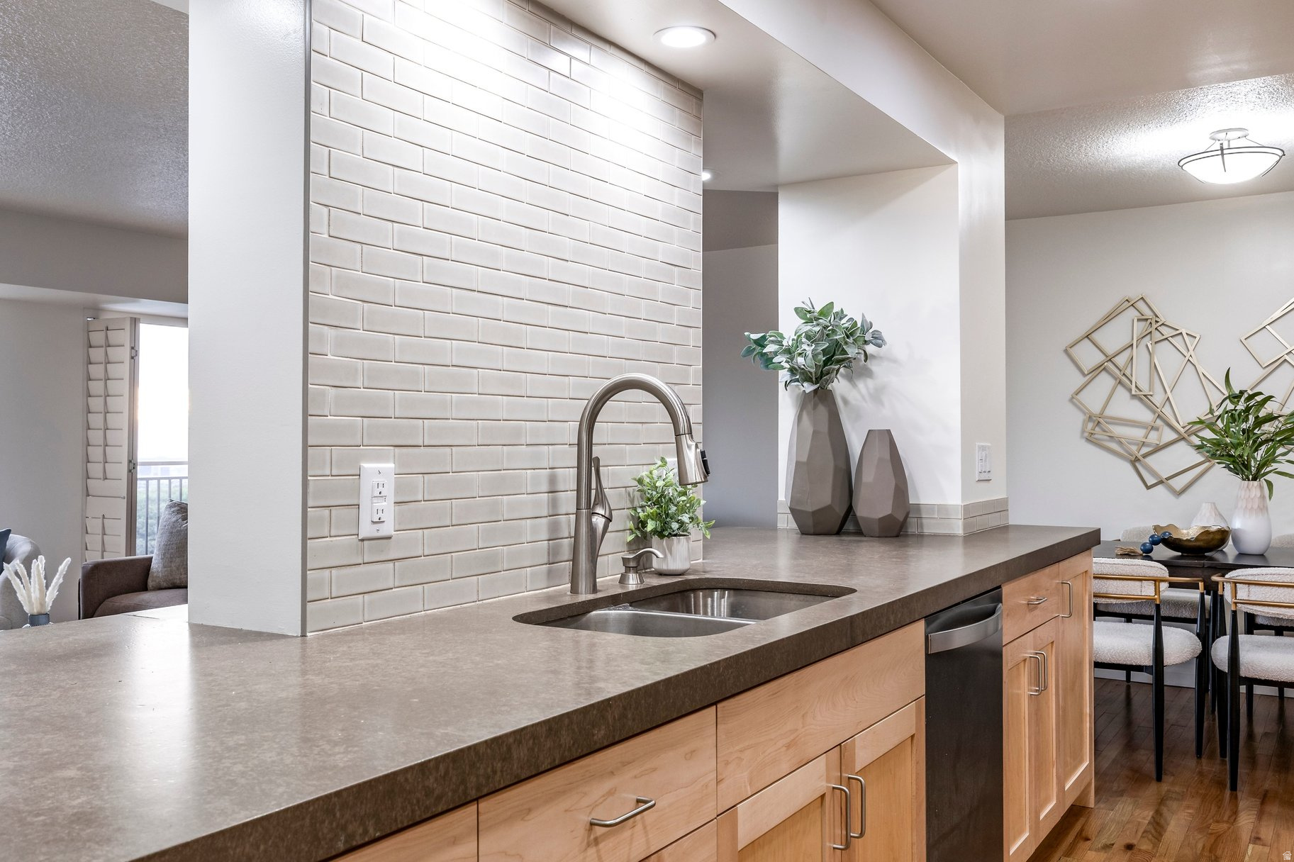CANYON CREST - Residential