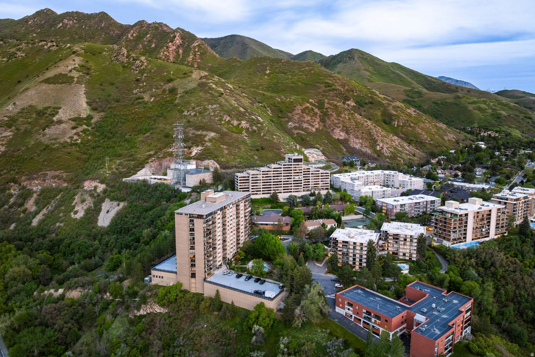 CANYON CREST - Residential