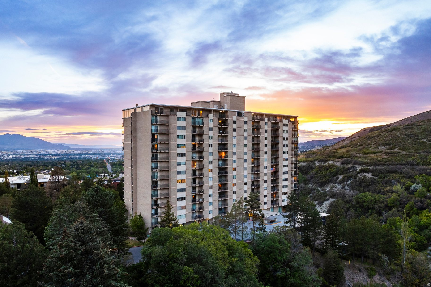 CANYON CREST - Residential