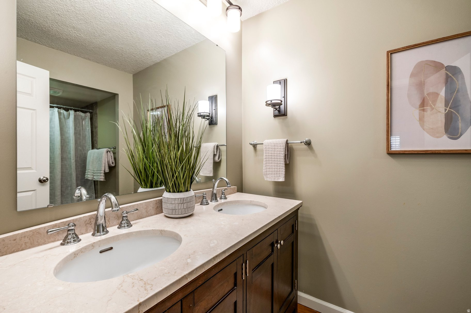 CANYON CREST - Residential