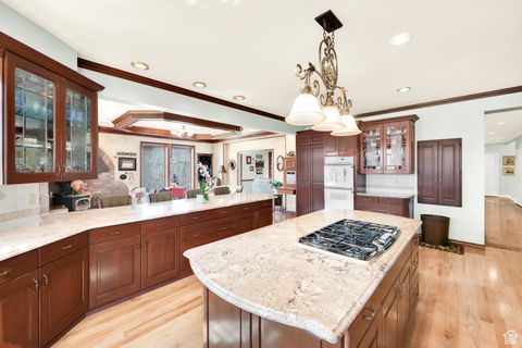 Tiny photo for 2058 E OAK MANOR DR, Sandy, UT 84092 (MLS # 2094775)