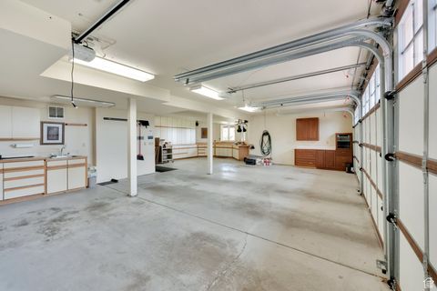 Tiny photo for 2058 E OAK MANOR DR, Sandy, UT 84092 (MLS # 2094775)