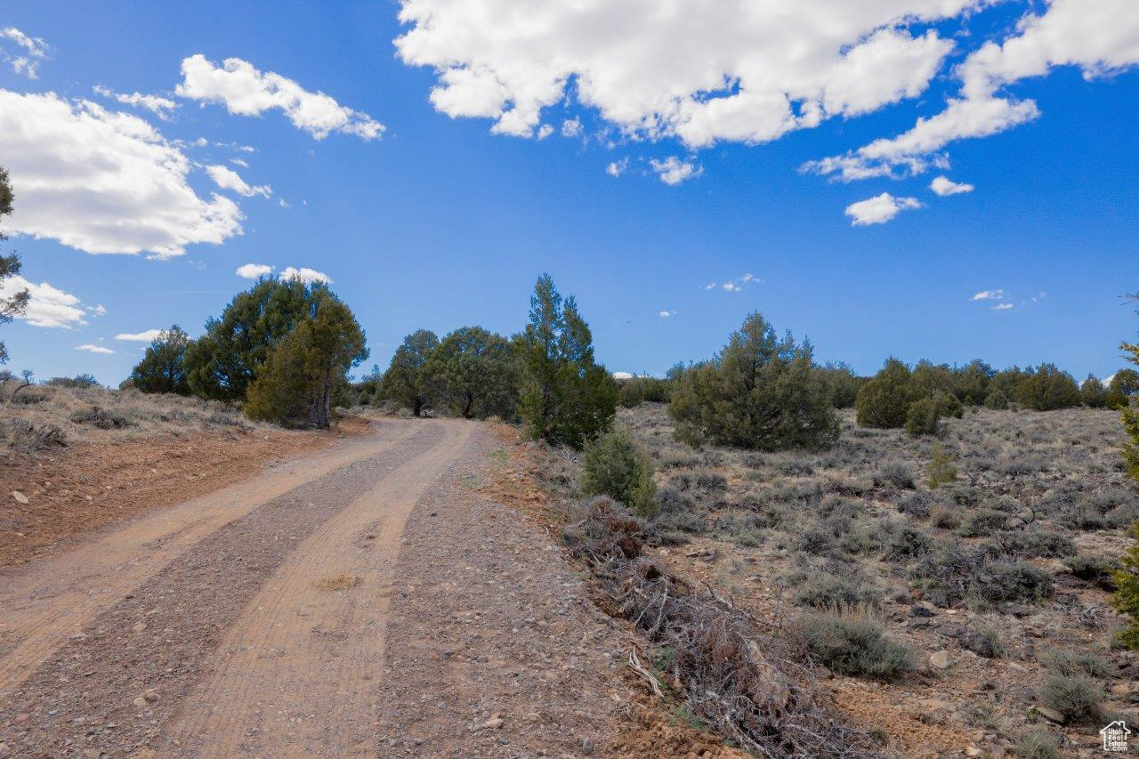 1495 N Mount Carmel Scenic Byway, Hatch, Utah image 5