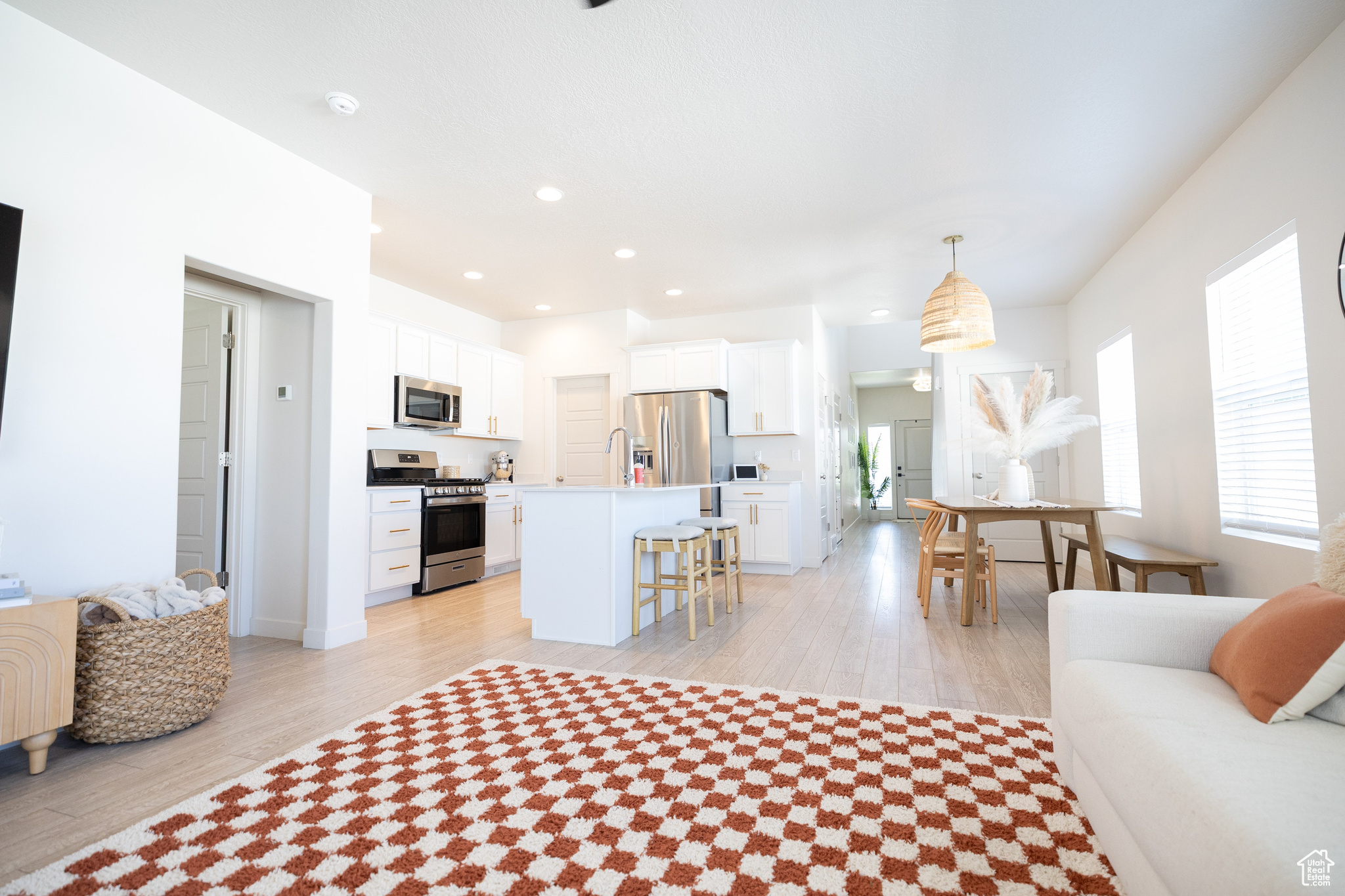 SAGEWOOD VILLAGE - Residential
