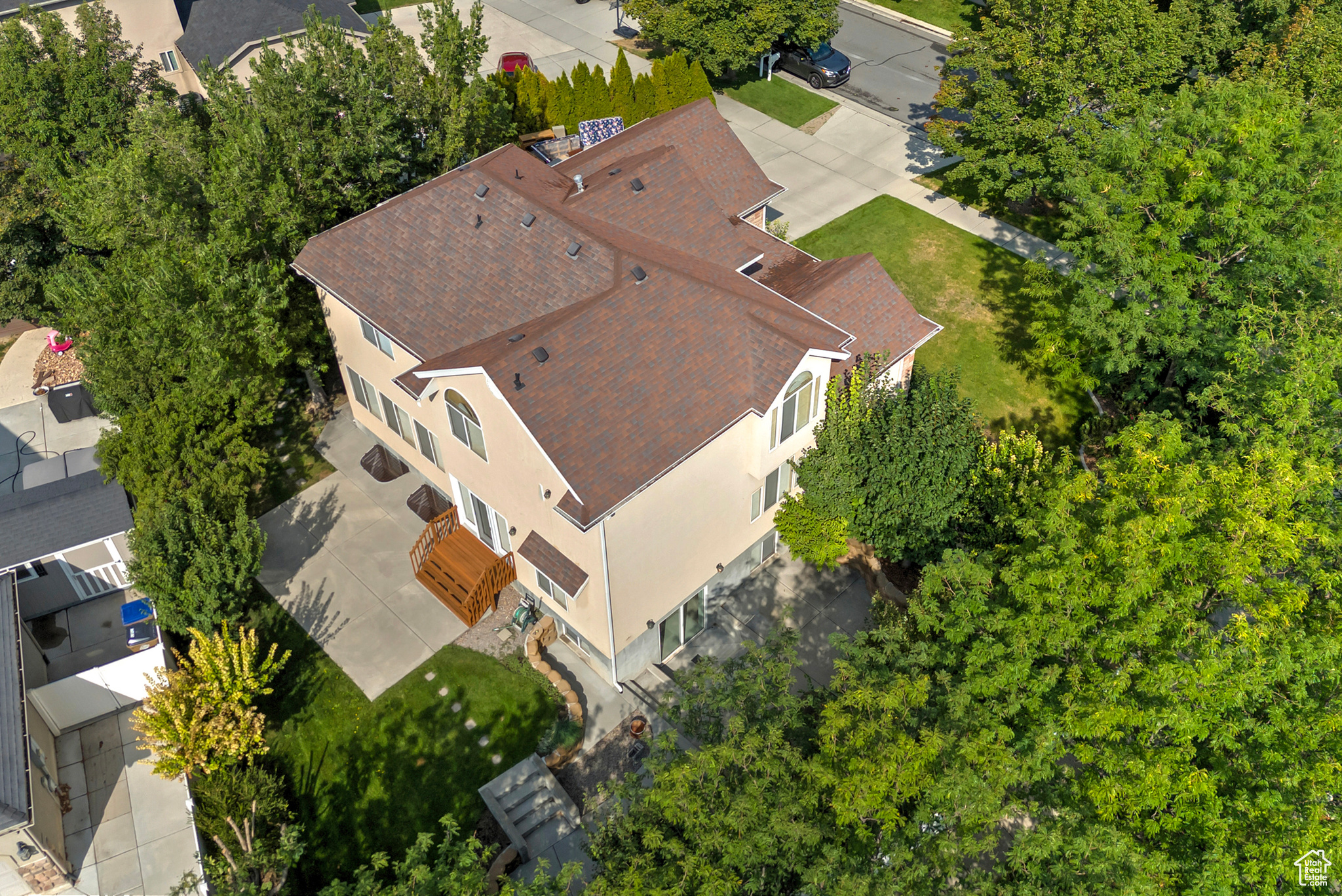 188 TWIN RIDGE DR