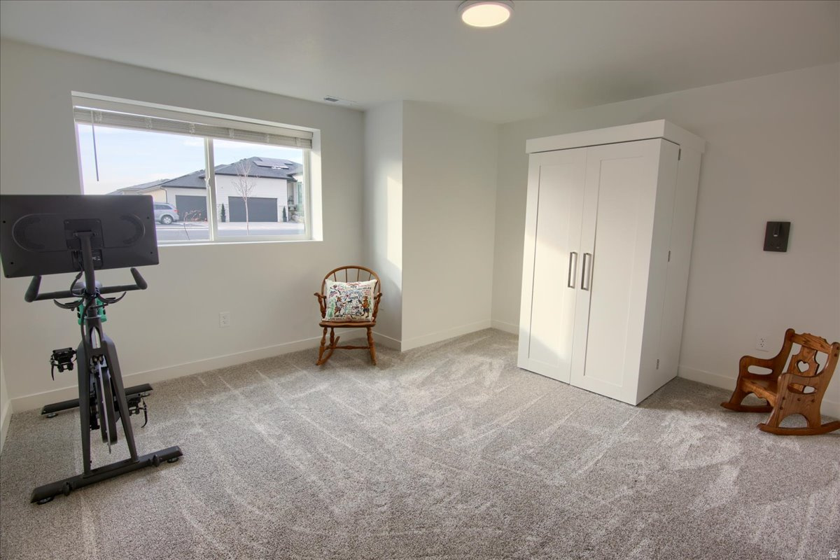 DIAMOND E - Residential