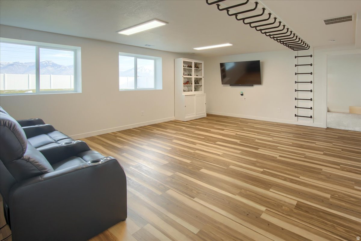 DIAMOND E - Residential