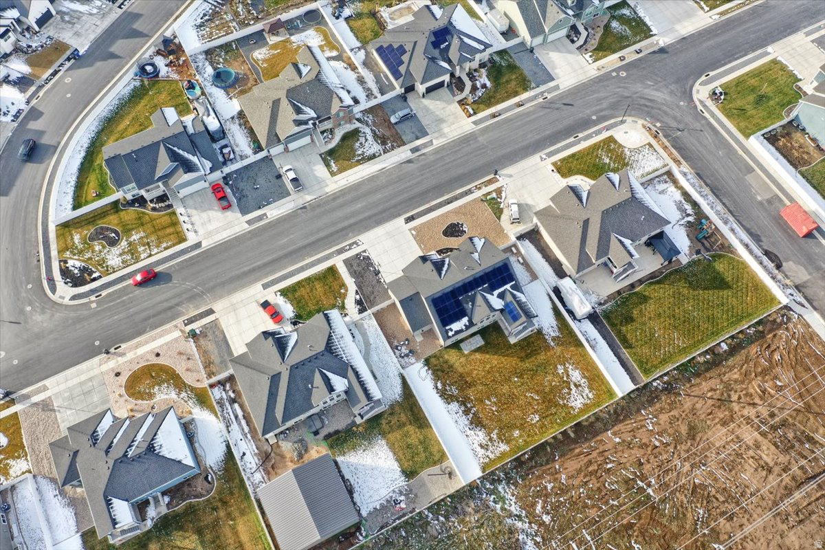 DIAMOND E - Residential