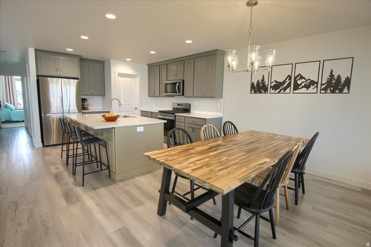 DIAMOND E - Residential