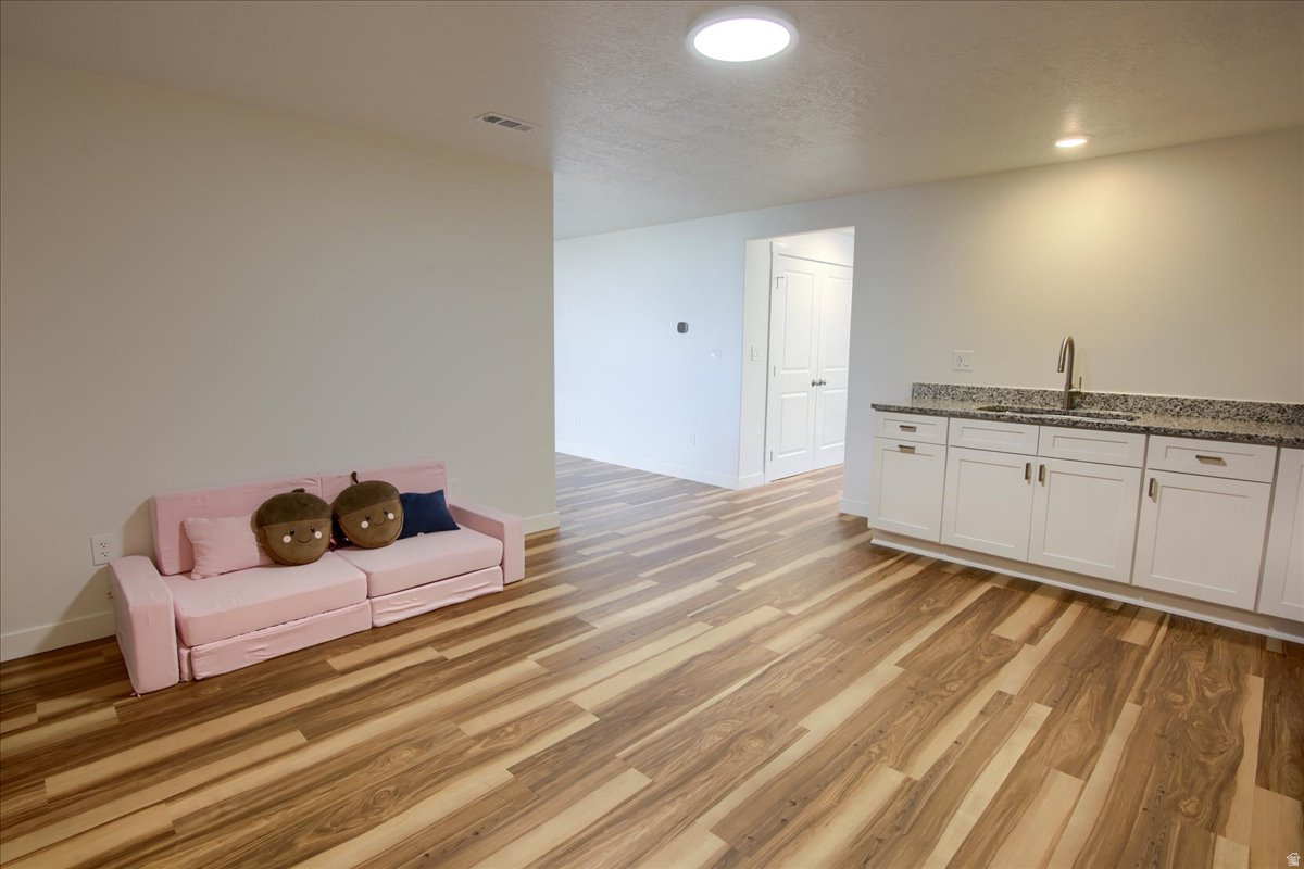 DIAMOND E - Residential