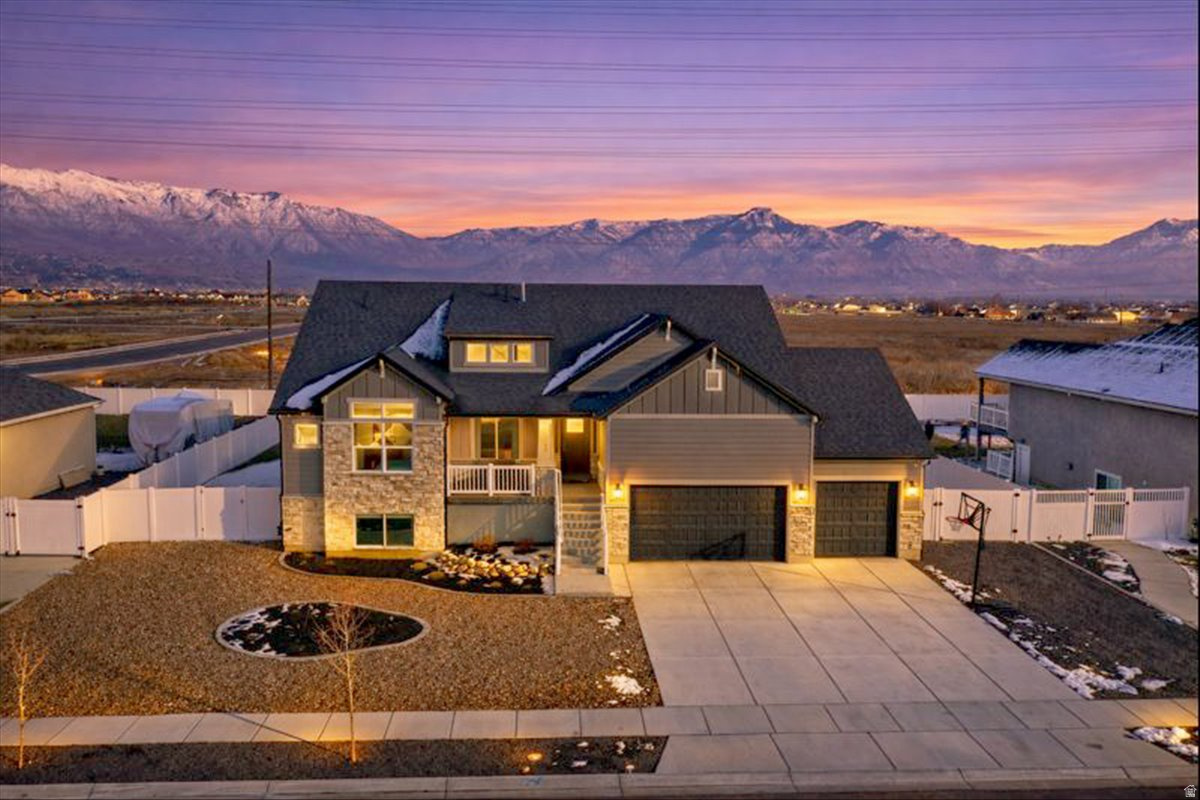 DIAMOND E - Residential