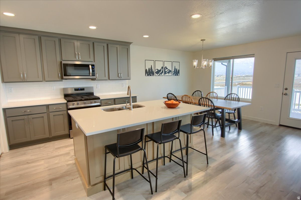 DIAMOND E - Residential