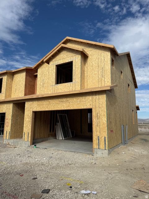 Photo of 639 E RYEGRASS DR #307, Eagle Mountain, UT 84005 (MLS # 2135670)