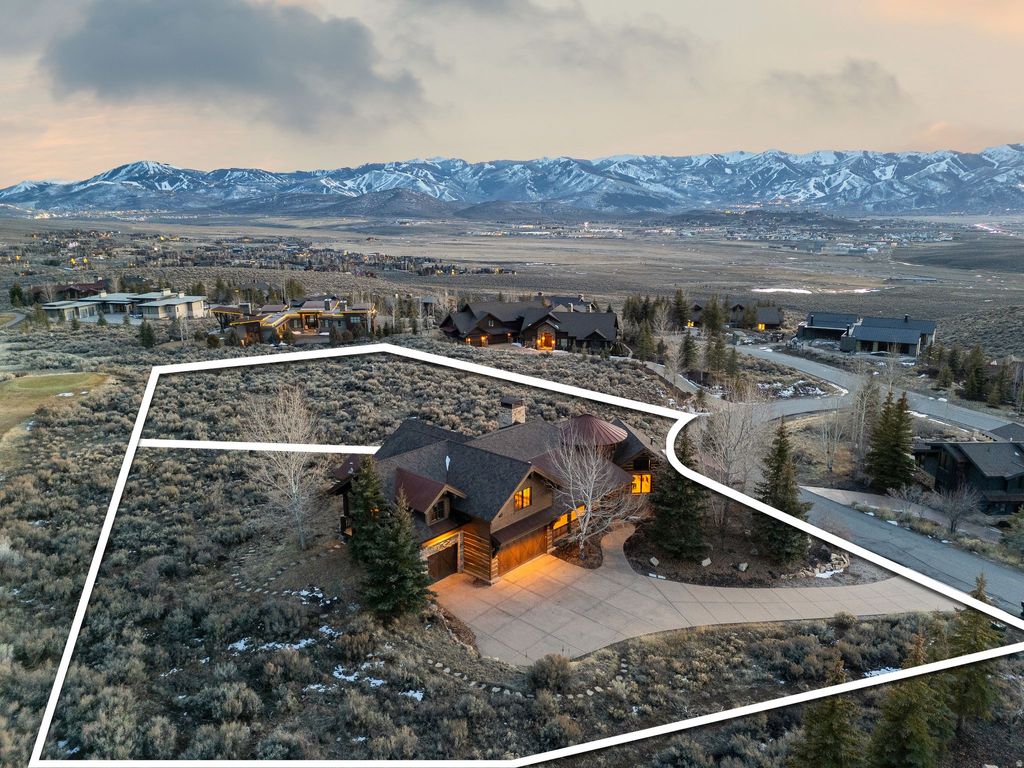 Photo of 2650 E CLIFF ROSE CT, Park City, UT 84098 (MLS # 2153216)