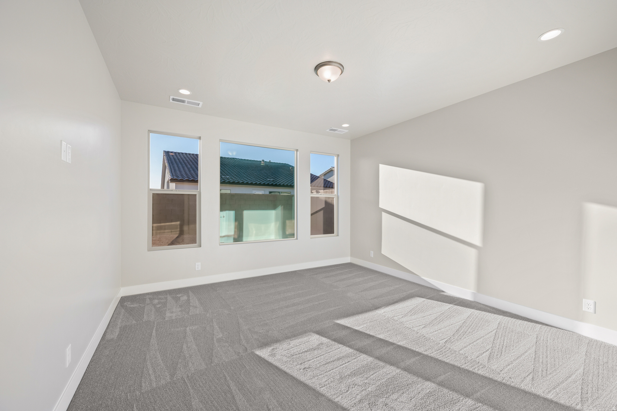 SOLIS AT CORAL CANYON - Residential