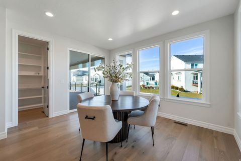 Tiny photo for 52 W 1630 S, Lehi, UT 84043 (MLS # 2130433)