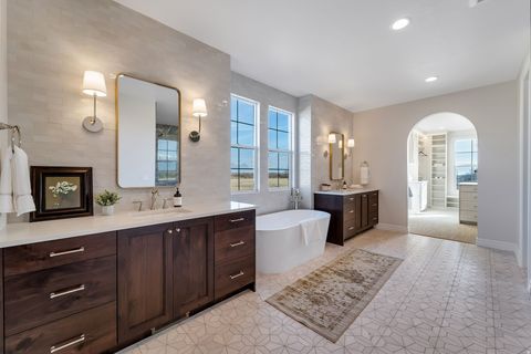 Tiny photo for 52 W 1630 S, Lehi, UT 84043 (MLS # 2130433)