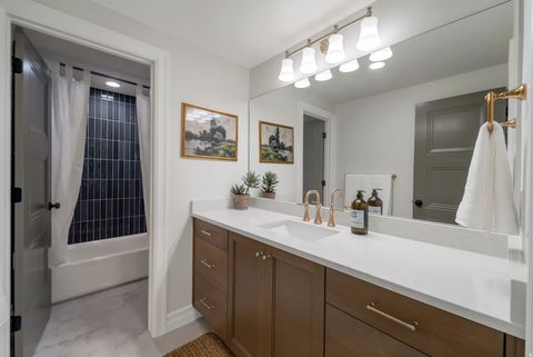 Tiny photo for 52 W 1630 S, Lehi, UT 84043 (MLS # 2130433)