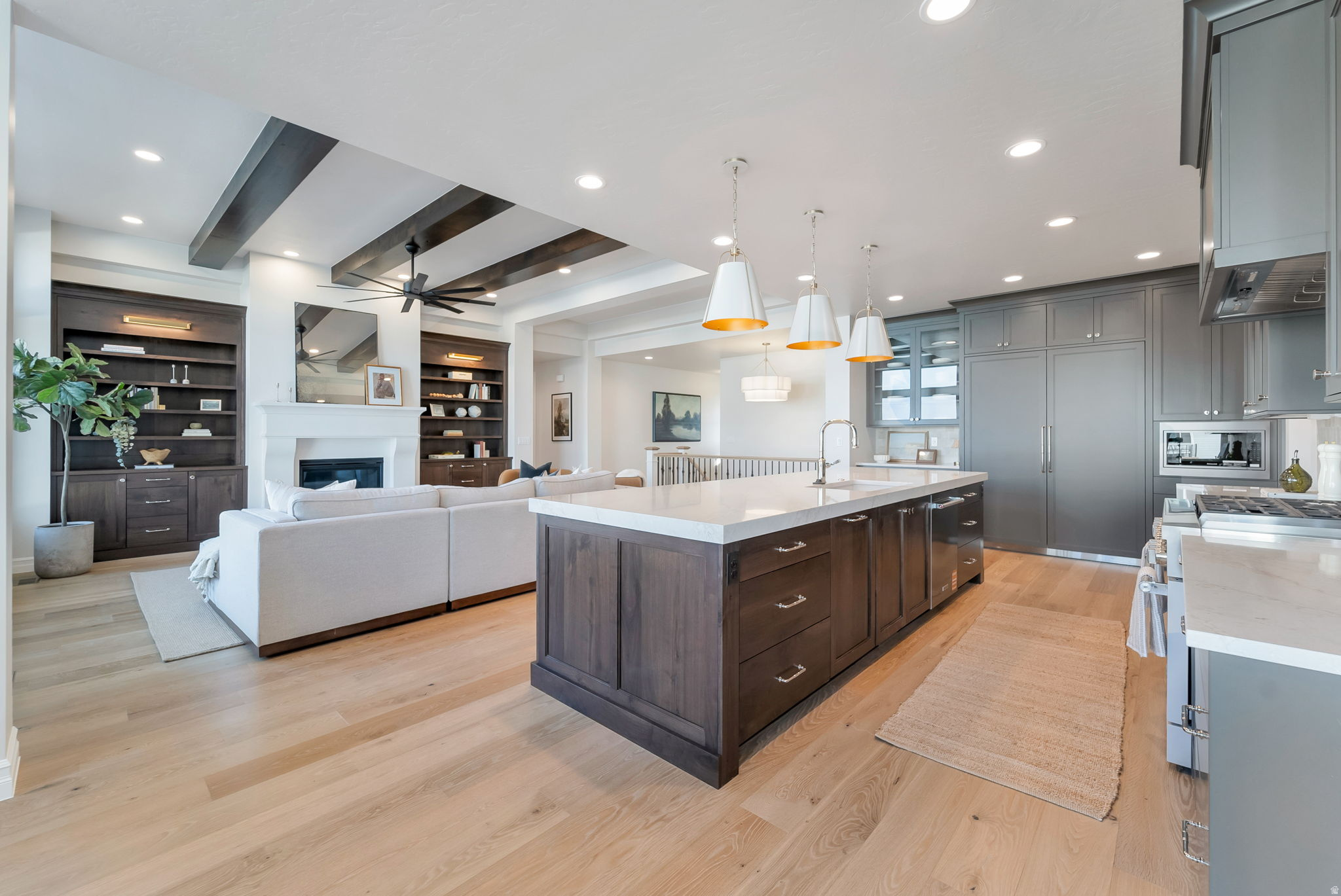 GRANDEUR ESTATES - Residential