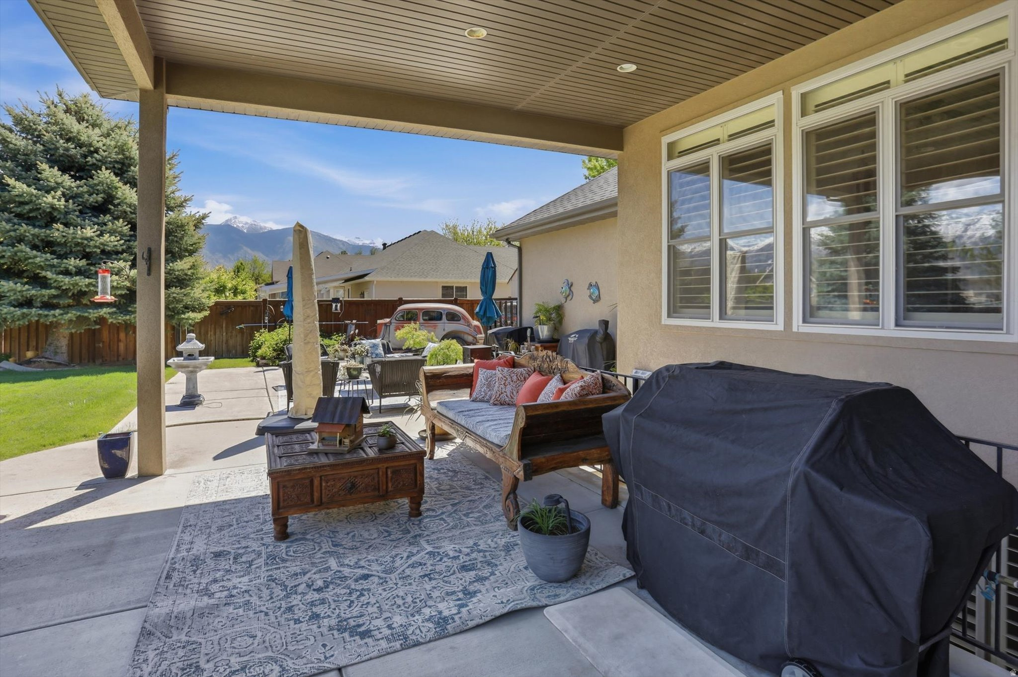HIGHLANDS RANCH - Residential