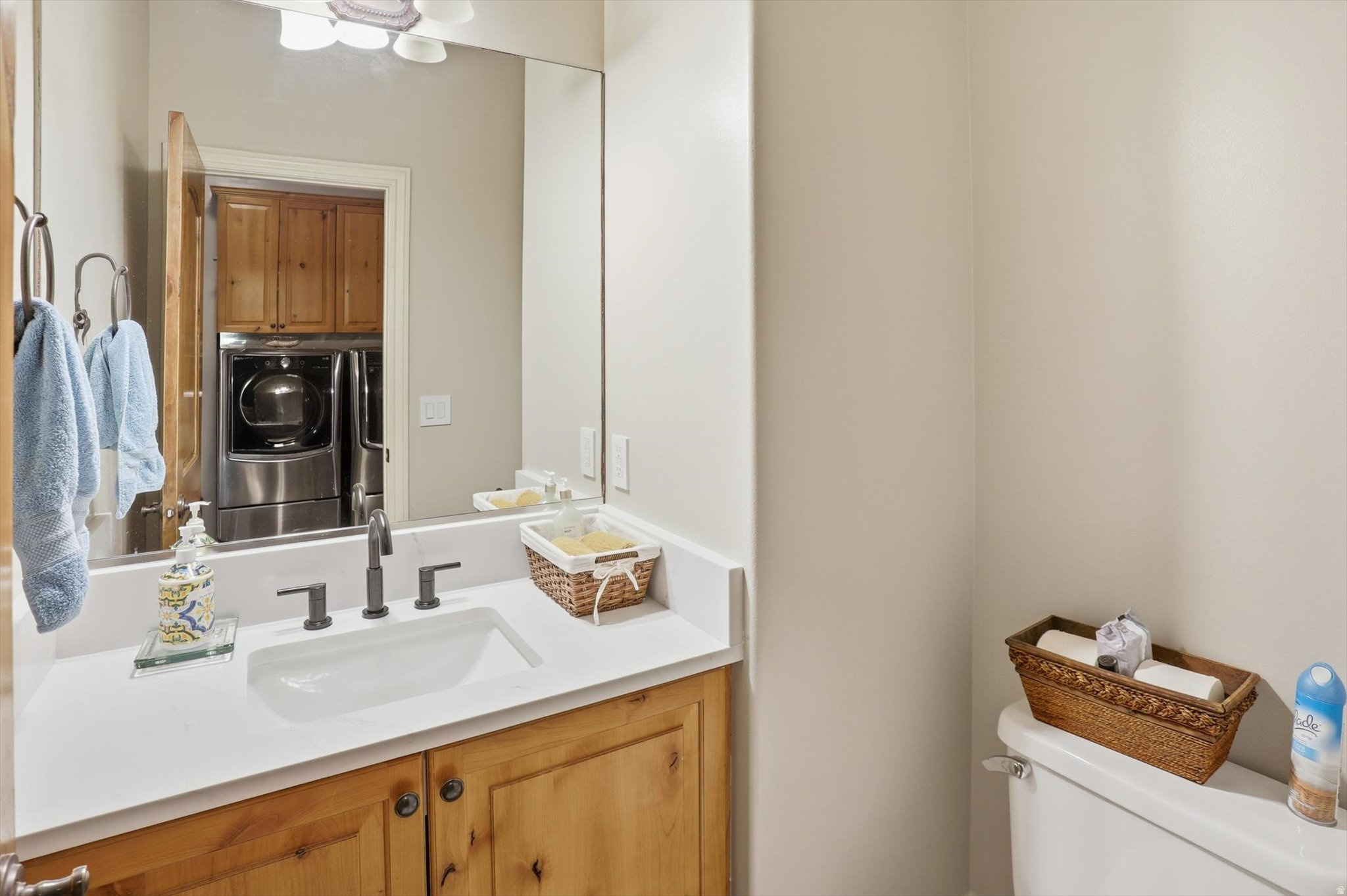HIGHLANDS RANCH - Residential