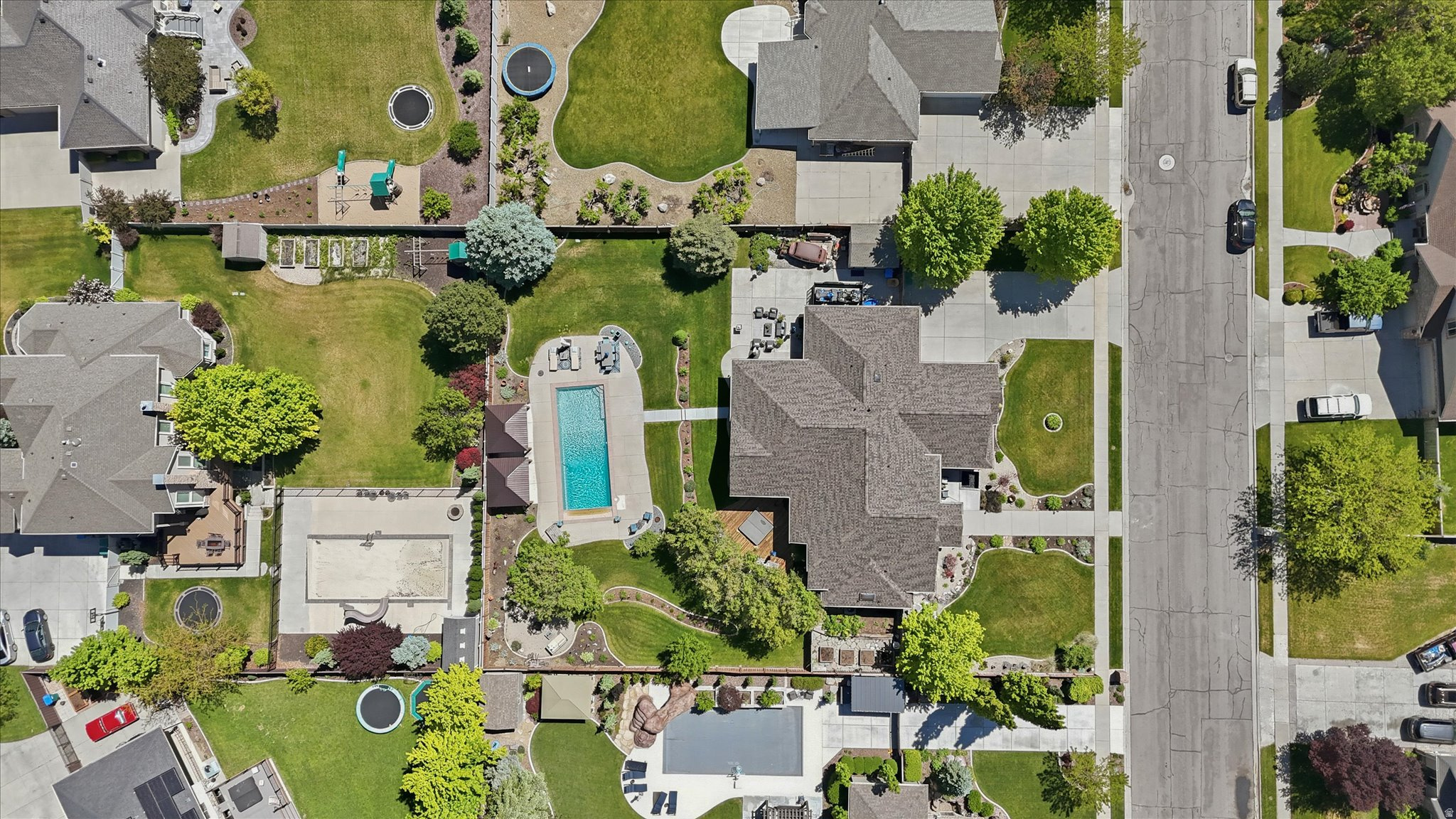 HIGHLANDS RANCH - Residential