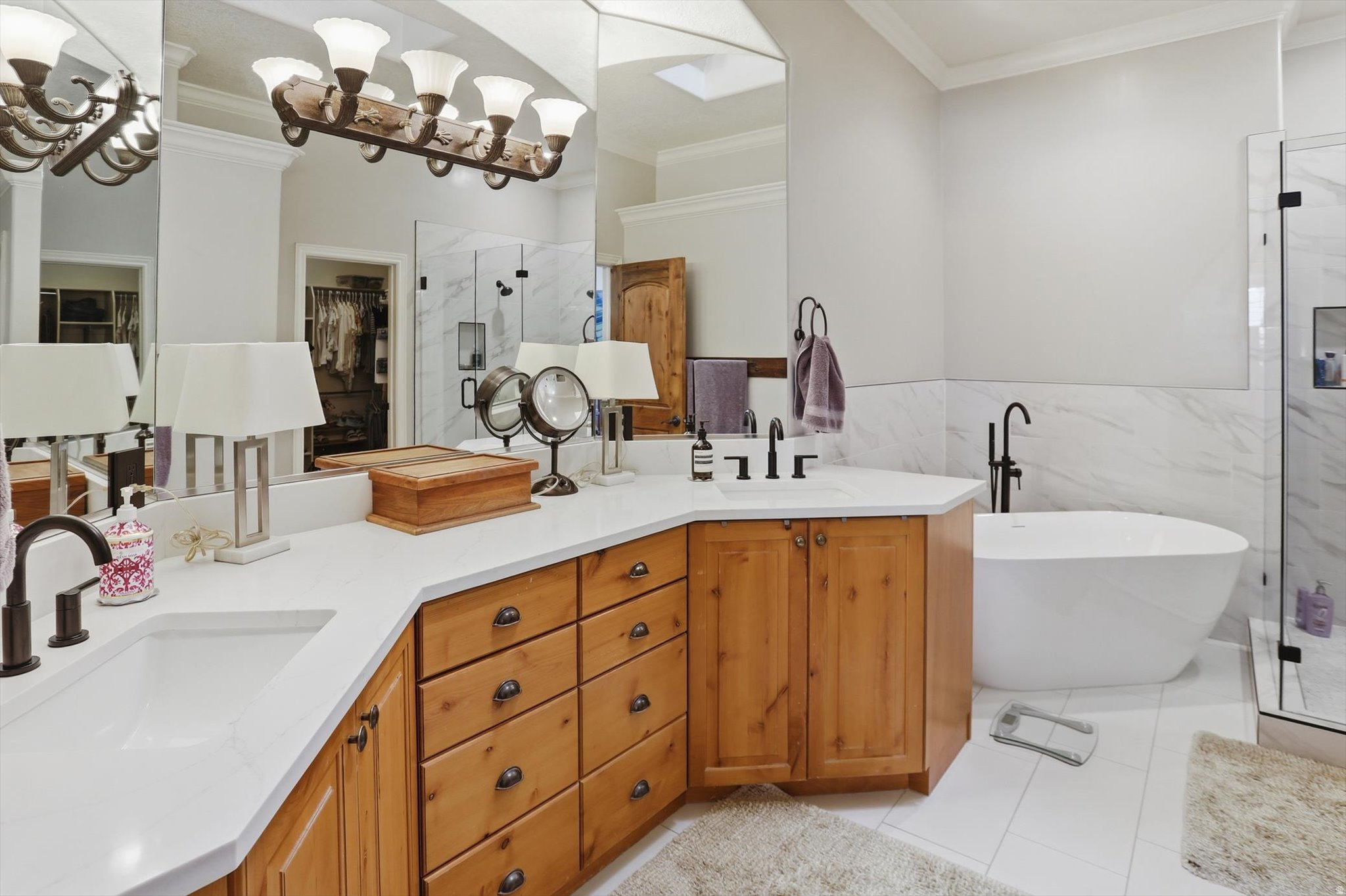 HIGHLANDS RANCH - Residential