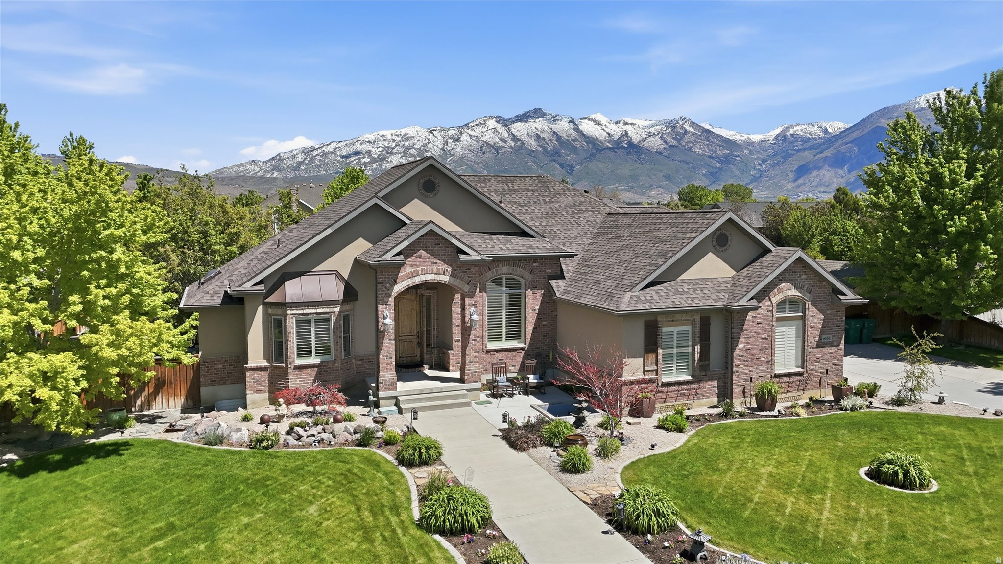 HIGHLANDS RANCH - Residential