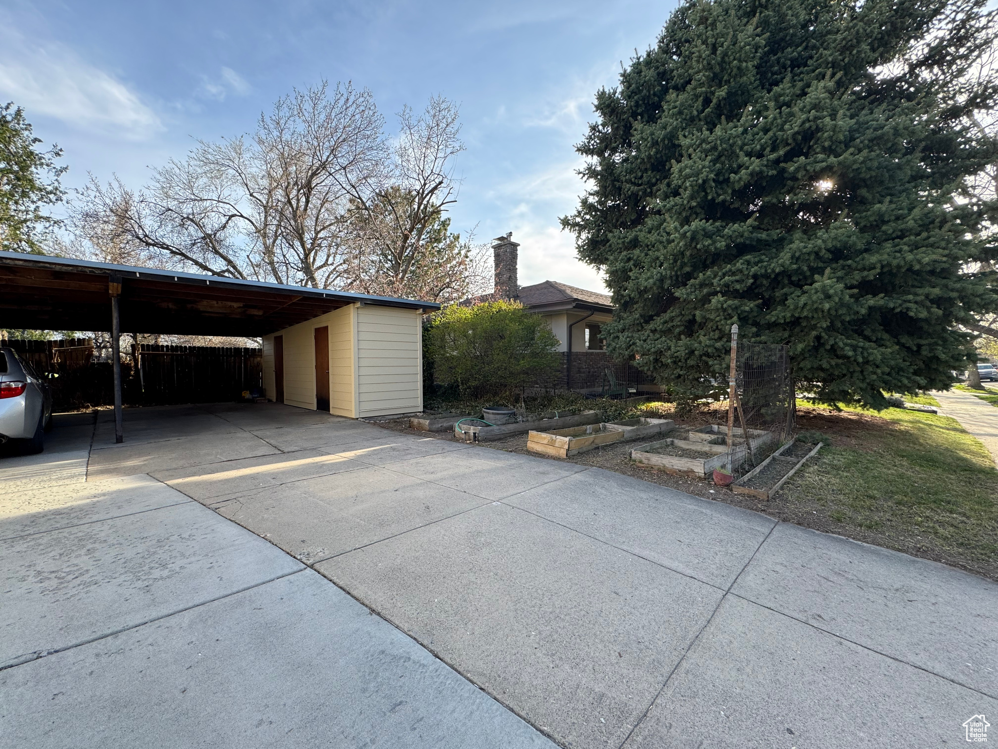 PROGRESS HEIGHTS - Residential Income