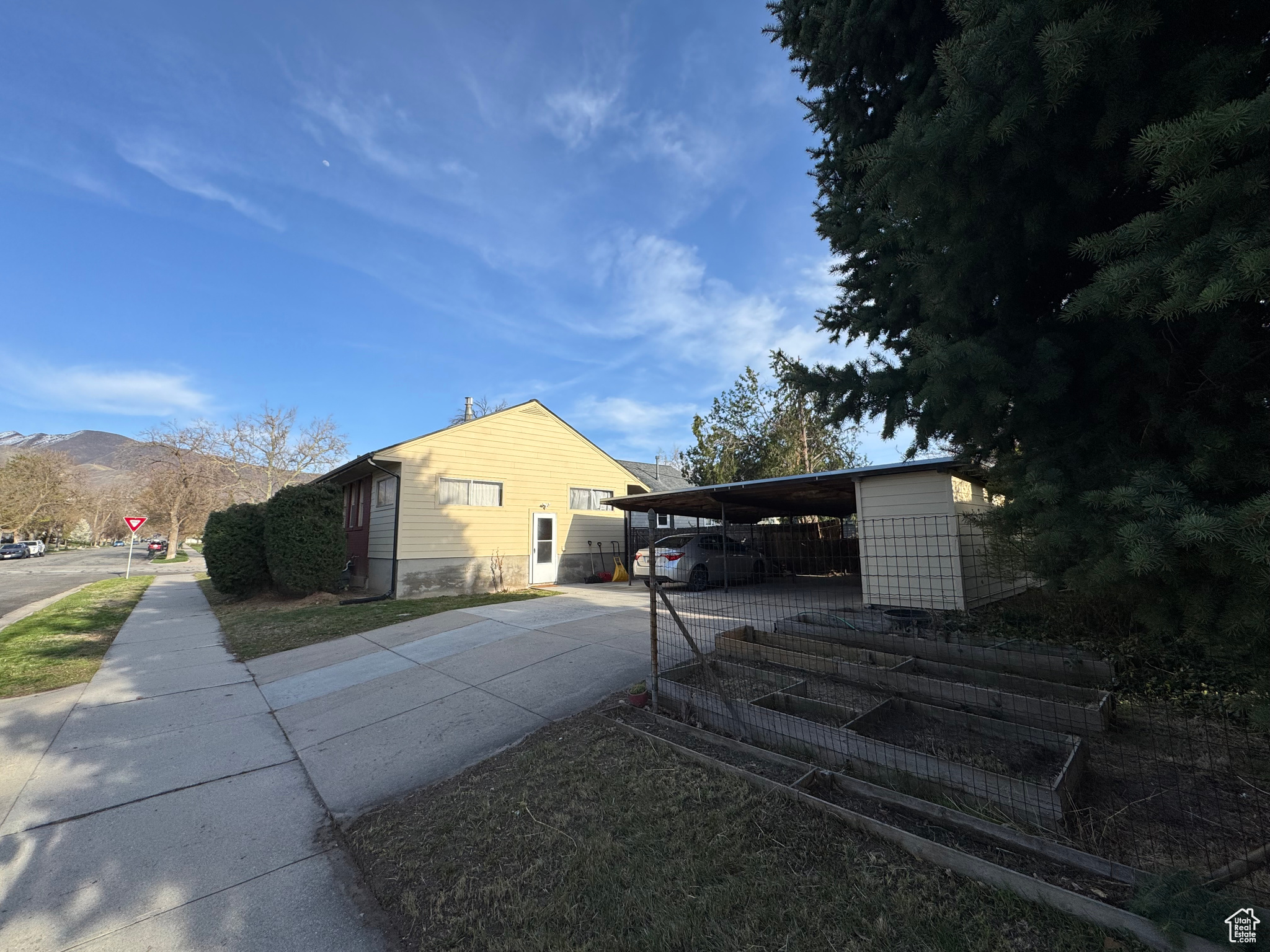 PROGRESS HEIGHTS - Residential Income