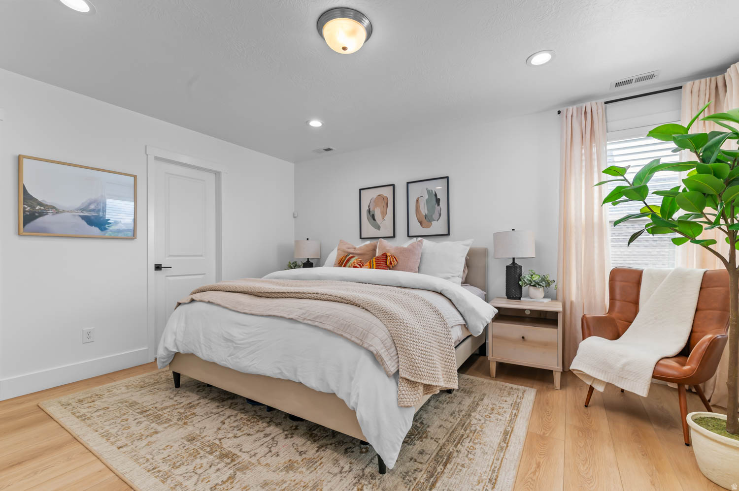 DAYBREAK LOT 7486 - Residential