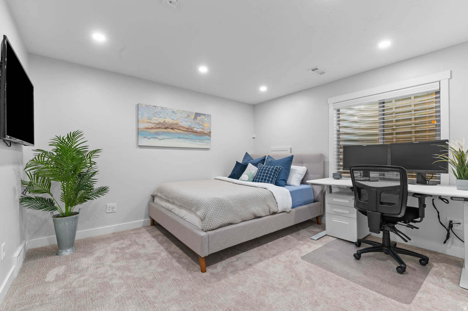 DAYBREAK LOT 7486 - Residential