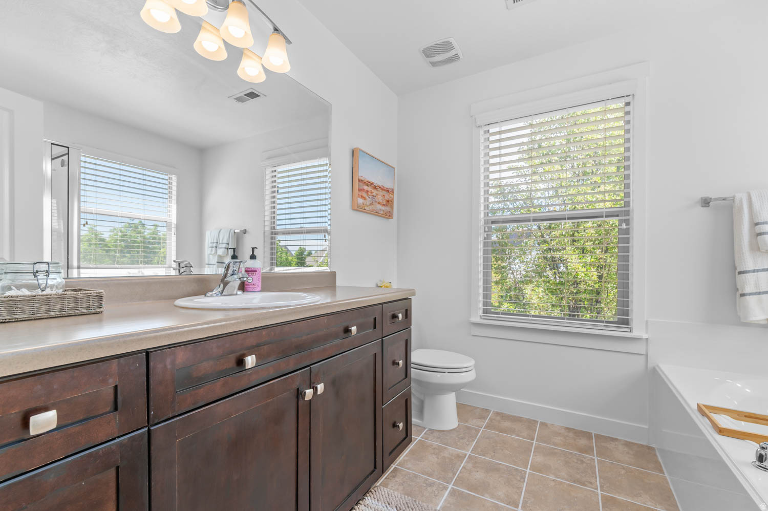 DAYBREAK LOT 7486 - Residential