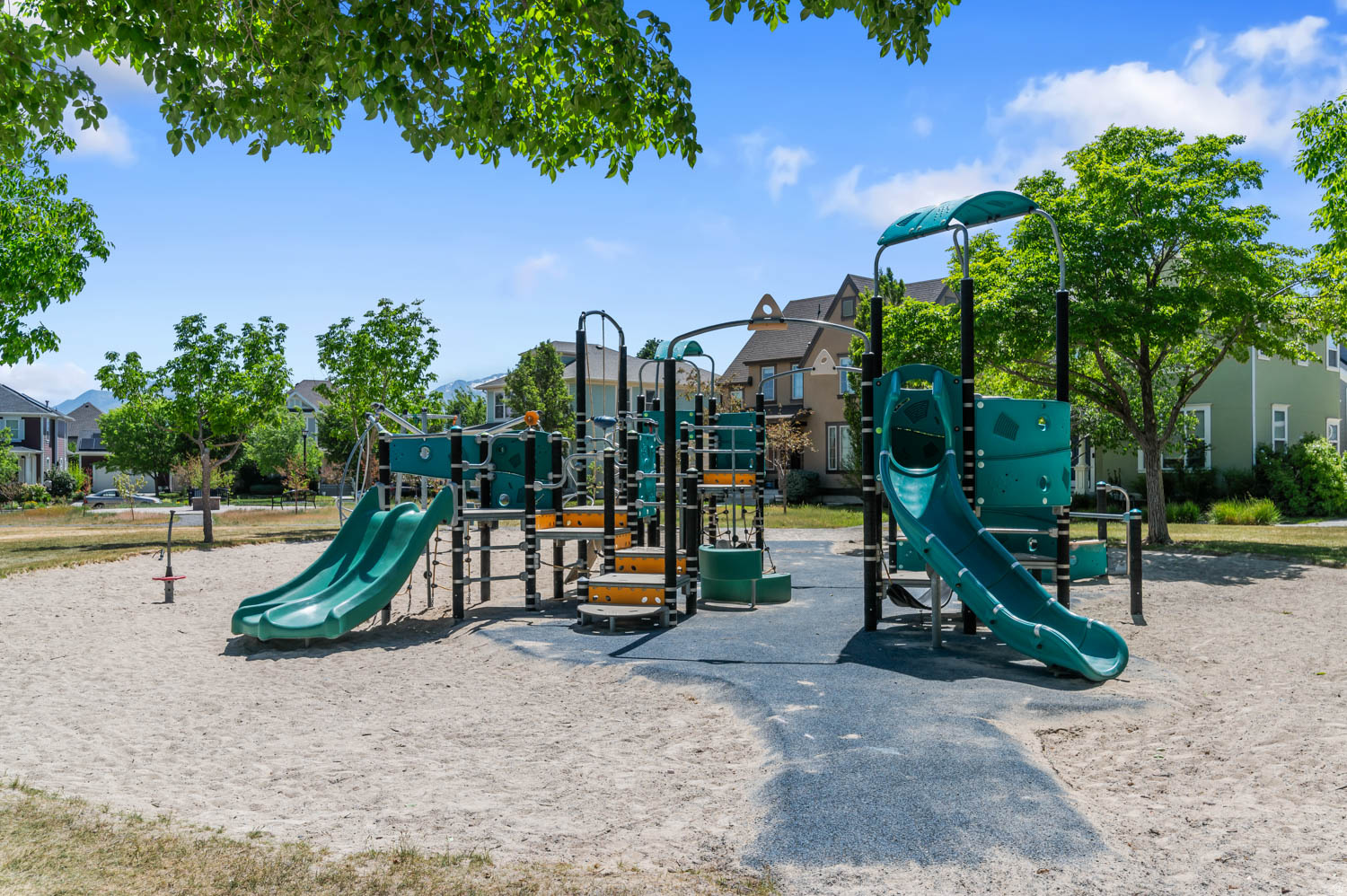 DAYBREAK LOT 7486 - Residential