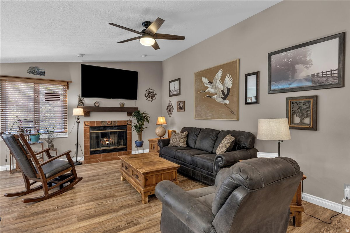 PARK AT GREEN VALLEY AMD - Residential