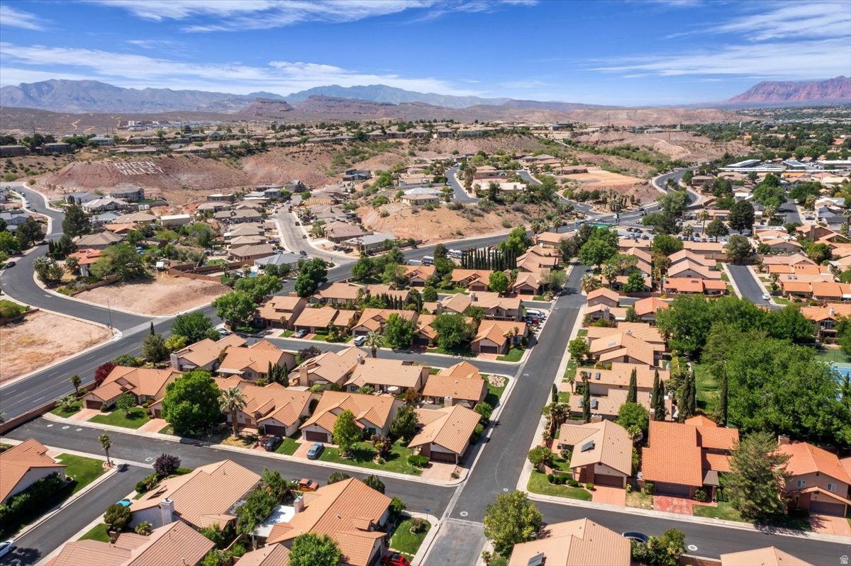 PARK AT GREEN VALLEY AMD - Residential