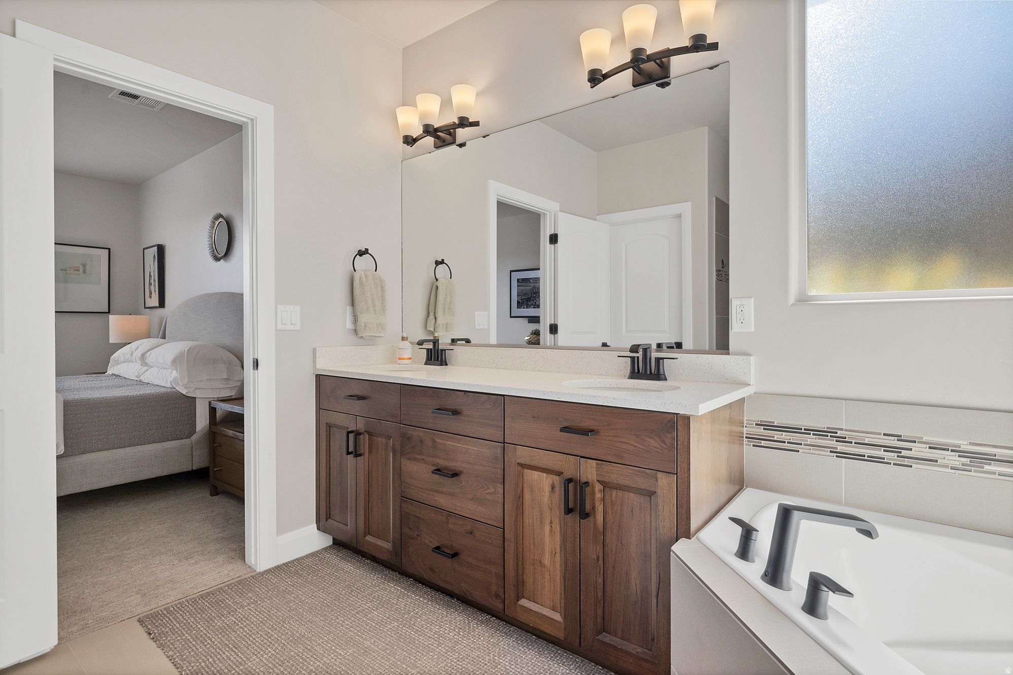 SIENNA HEIGHTS GARDEN HOMES - Residential