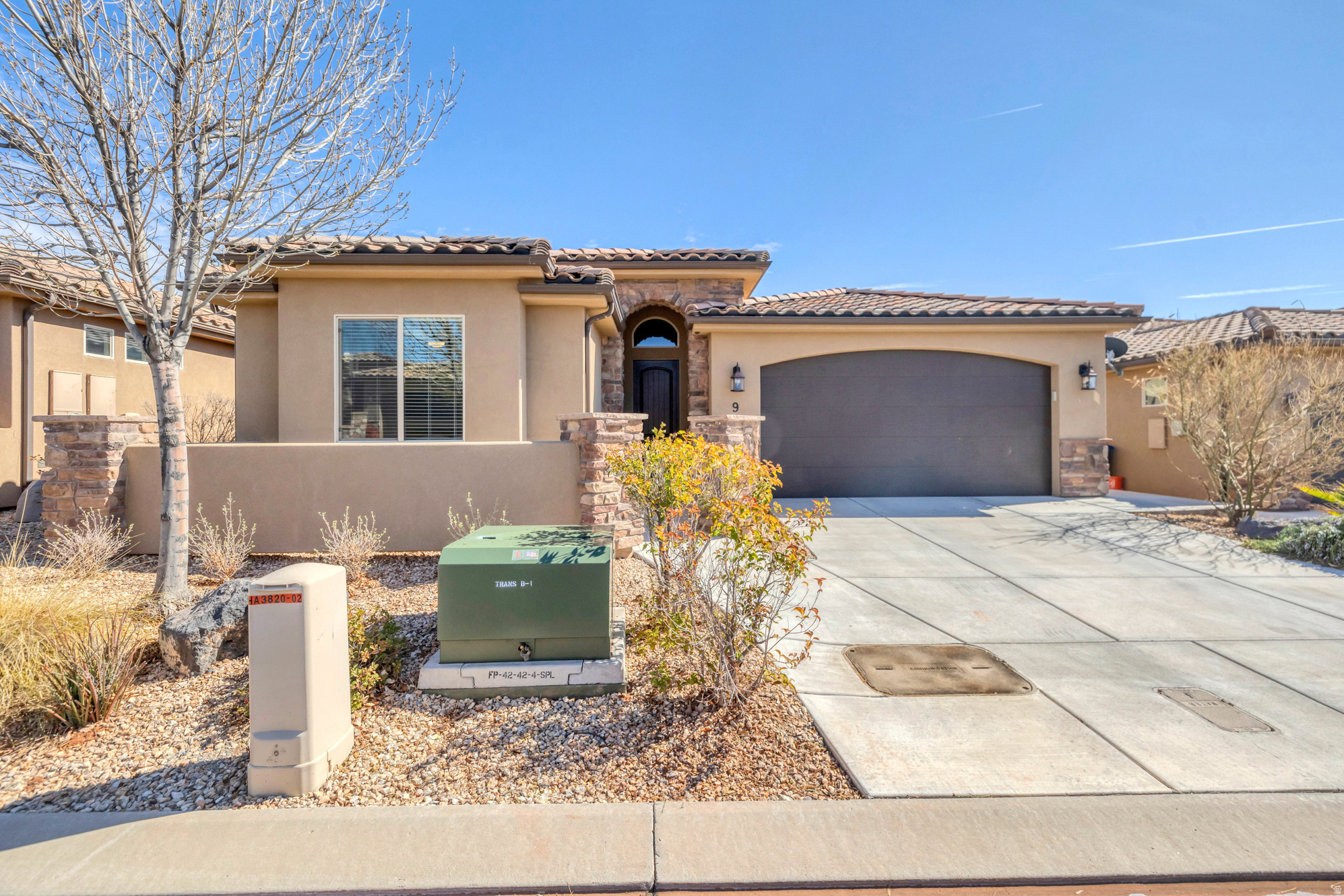 SIENNA HEIGHTS GARDEN HOMES - Residential