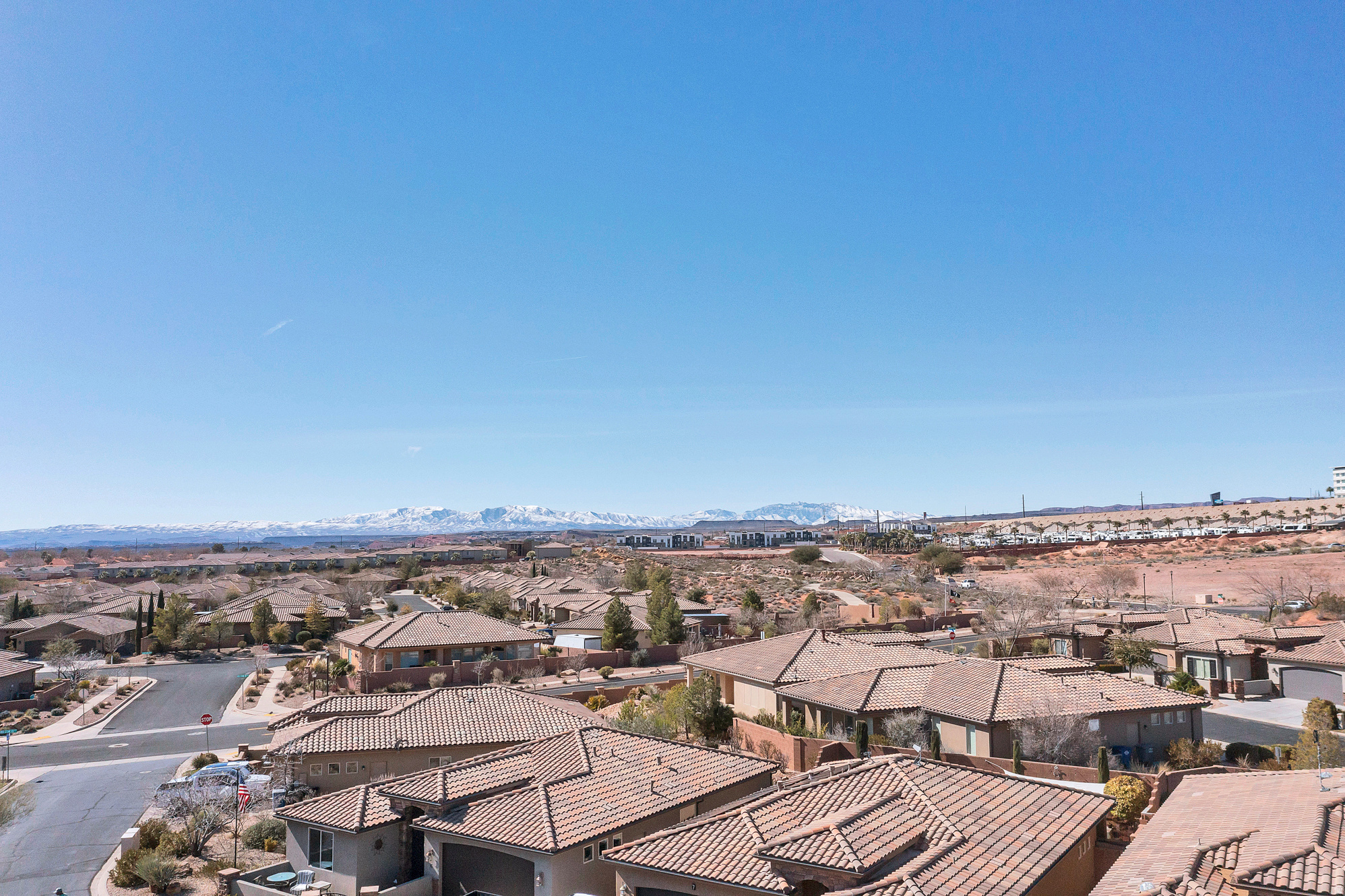 SIENNA HEIGHTS GARDEN HOMES - Residential