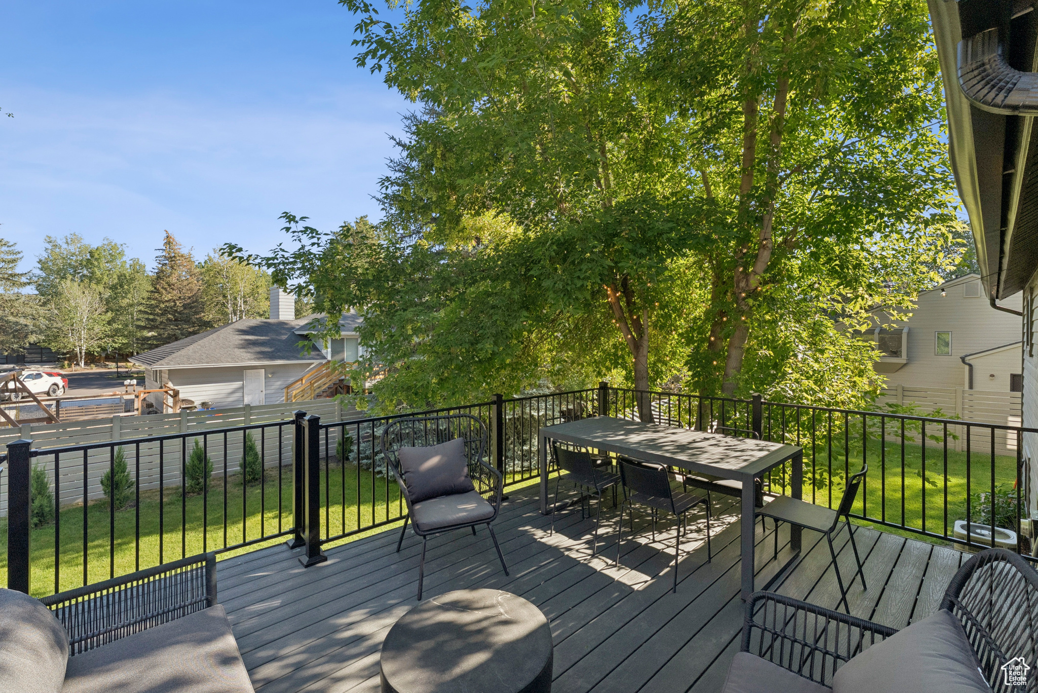 PARK MEADOWS SUBDIVI - Residential Lease