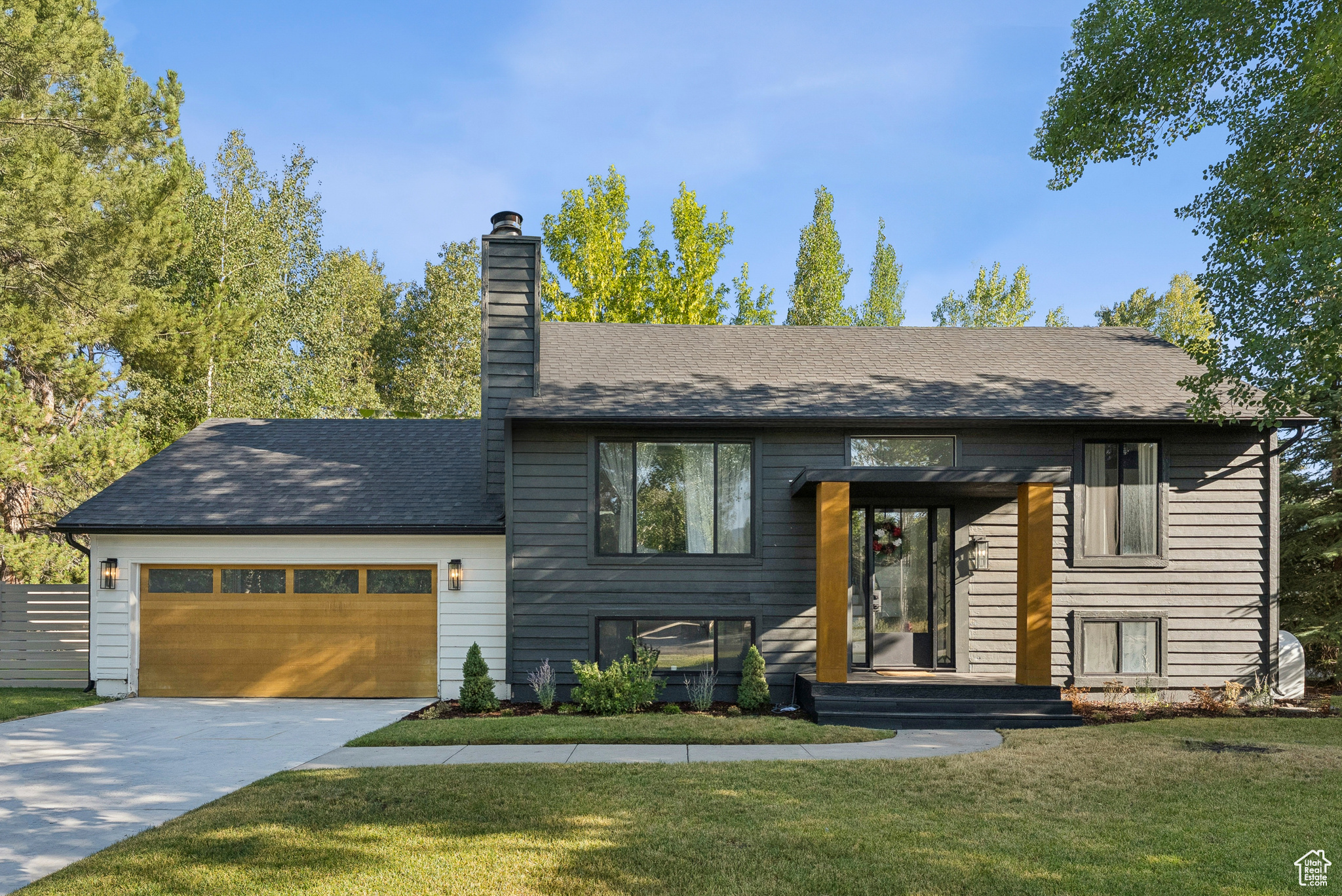 PARK MEADOWS SUBDIVI - Residential Lease