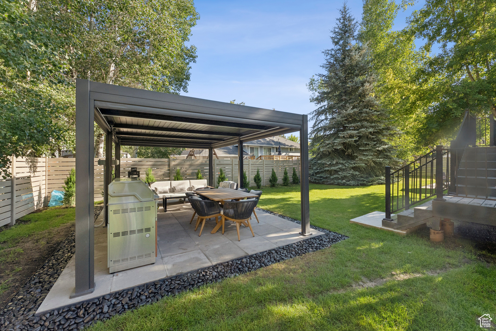 PARK MEADOWS SUBDIVI - Residential Lease